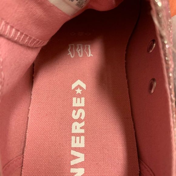 💕NWT Women’s Converse in Metallic Glitter Pink💕 - Picture 8 of 9